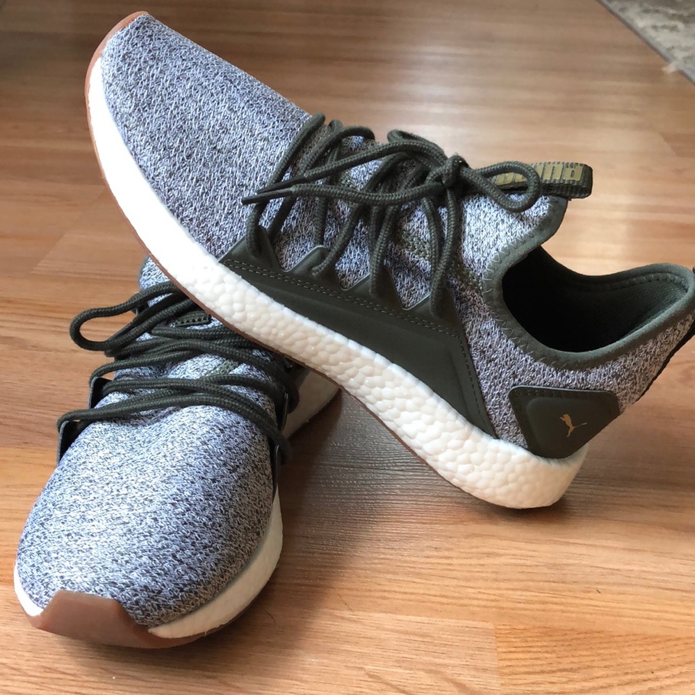 Puma nrgy sneakers
